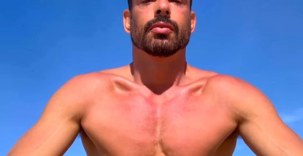Respira e não pira! Cauã Reymond mostra técnica abdominal e chama atenção na web