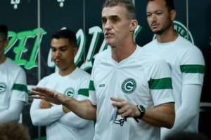 Goiás x Amazonas: Escalações, como assistir ao vivo e mais