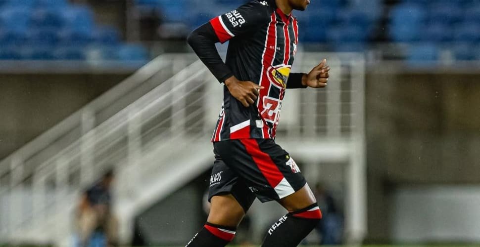 Anápolis volta a ter atleta da base atuando pelo profissional após cinco anos