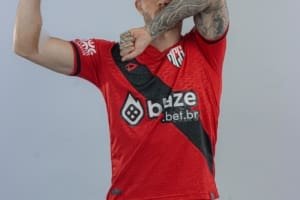 Meia do Atlético entra na mira de adversário da Série B