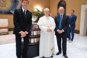 Fã de tênis, Papa Leão XIV recebe o tenista Jannik Sinner no Vaticano