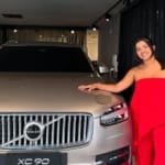 De carro novo, Ary Mirelle celebra conquista e justifica: “Queria um maior para os meninos”