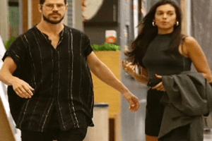 José Loreto e ex-BBB Alane Dias são vistos juntos após deixarem teatro no Rio