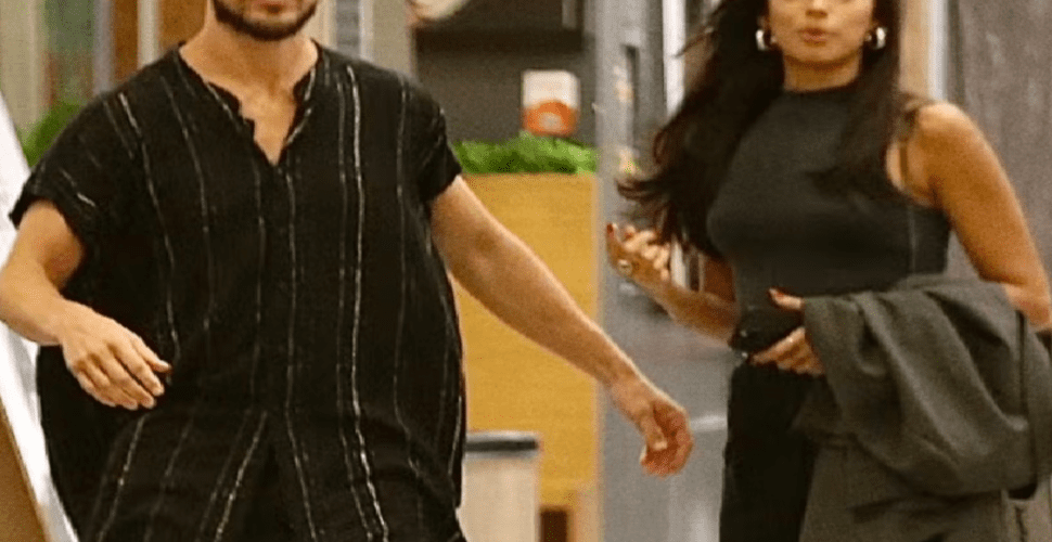 José Loreto e ex-BBB Alane Dias são vistos juntos após deixarem teatro no Rio