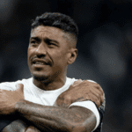 “Diálogo e Empatia”: Paulinho fala sobre saúde mental após recusa de Tite no Corinthians