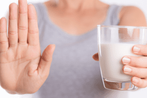 Intolerância à lactose vs Alergia à proteína do leite: entenda o caso do Power Couple
