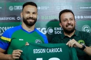 Andrino autoriza e Goiás acerta saída de atacante para clube da Série A