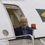 Piloto de avião com Lula declarou emergência pouco após decolagem no México
