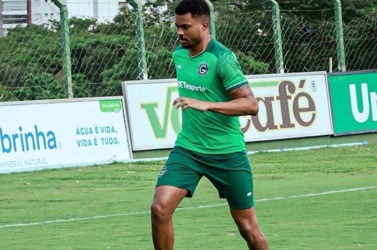 De olho no clássico! Goiás tem desfalque confirmado para encarar o Atlético pela 10ª rodada da Série B