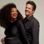 Na reta final da gravidez, Lucy Ramos faz ensaio com marido: “Amor da minha vida”