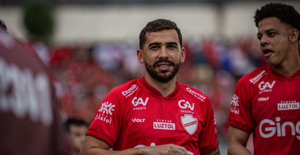 Vila Nova bate o martelo e jogador está de saída do Tigrão