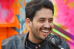 Quem é ela, Matheus Vargas? Cantor vive companhia inseparável de uma nova loira