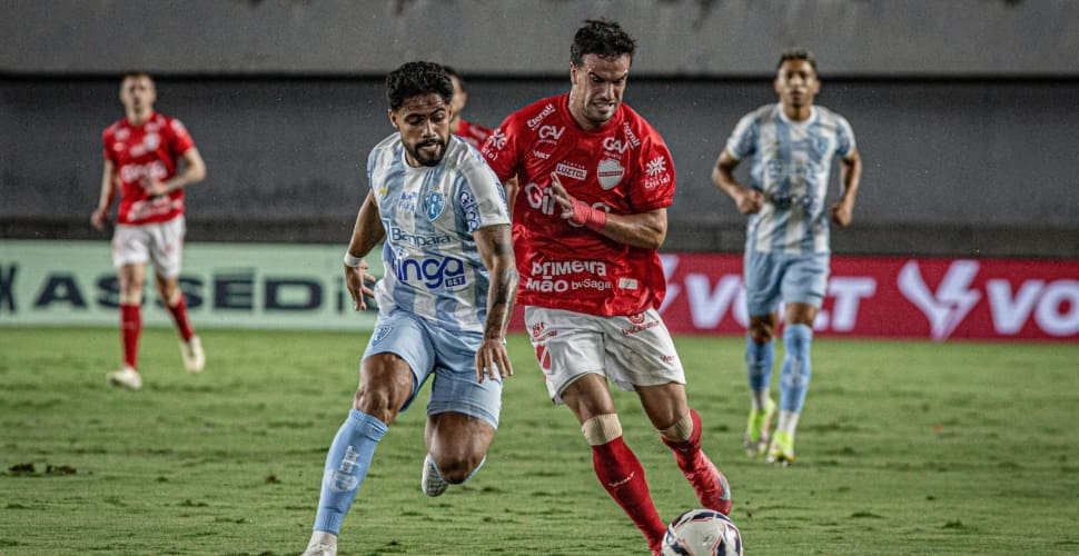 Vila Nova bate Paysandu e conquista primeira vitória na Série B; assista aos melhores momentos