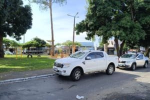 Adolescente é apreendido após furtar caminhonete de oficina onde trabalhava, em Aparecida
