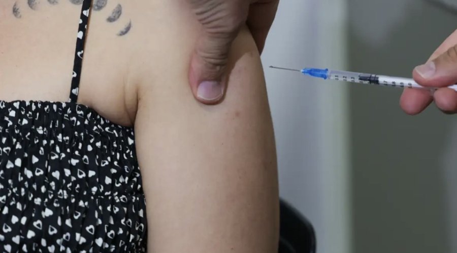 Anvisa indica vacina contra o HPV para prevenir mais tipos de câncer