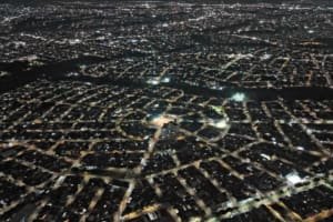 Aparecida conclui iluminação de LED em toda a cidade em oito meses