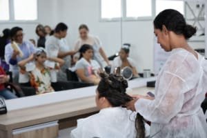 Aparecida inicia cursos profissionalizantes voltados para mulheres