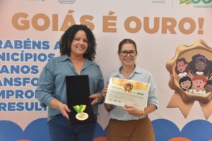 Aparecida recebe Selo Ouro em alfabetização