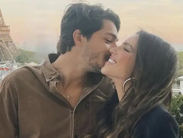 Após assumir namoro com ex de “amiga”, Mariana Rios rebate críticas