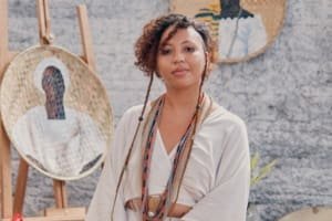 Artista goiana Raquel Rocha leva exposição individual ao RJ