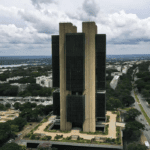 Banco Central divulga projeção de juros mais baixos e queda na inflação para o ano