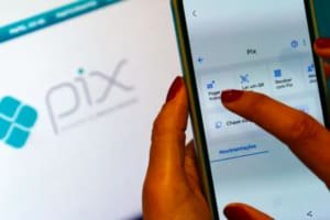 Boletos podem ser pagos por Pix a partir desta segunda-feira (03)