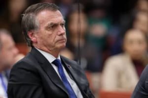 Bolsonaro não irá ao STF para julgamento