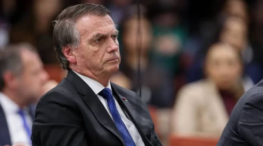 Bolsonaro não irá ao STF para julgamento