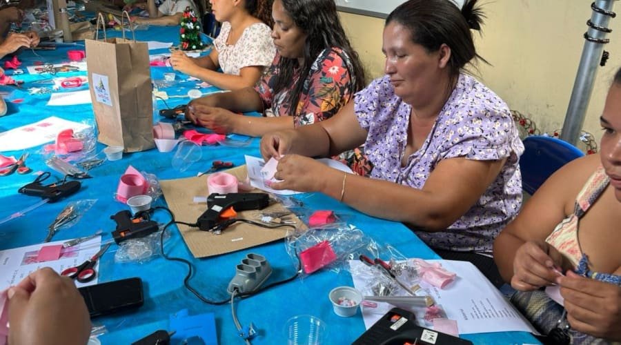 BRK oferece oficinas natalinas gratuitas para mulheres em Aparecida