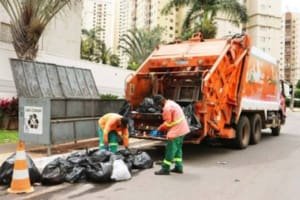 Câmara de Goiânia aprova em primeiro turno revogação da Taxa do Lixo