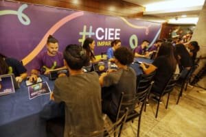 CIEE oferece vagas de estágio e aprendizagem no Centro de Convenções