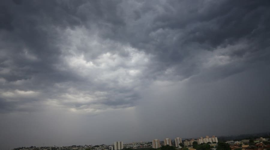 Cimehgo prevê possibilidade de chuvas intensas em várias cidades de GO