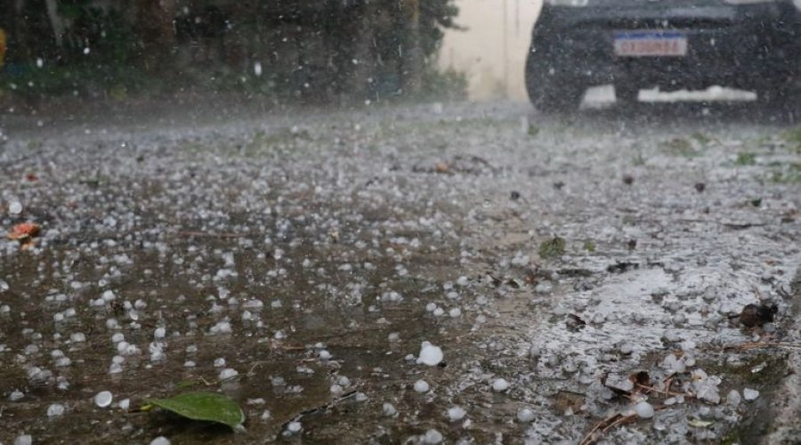 Cimehgo prevê tempestades com granizo em 134 municípios de Goiás