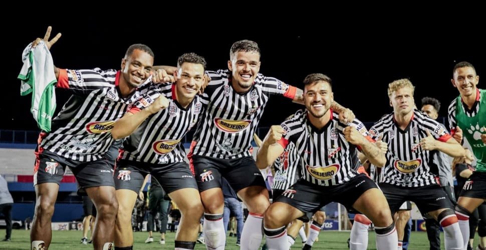 Anápolis x Vila Nova: Escalações, onde assistir ao vivo e mais
