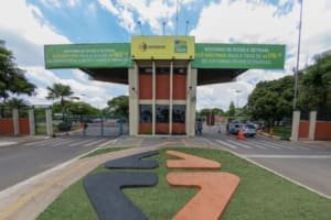 Detran-GO aprova parcelamento e perdão de juros para licenciamento atrasado
