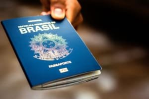 EUA fazem alerta em português a quem ficar no país após fim do visto