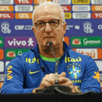 Dorival Júnior pede R$ 3 milhões e esfria negociações com o Corinthians