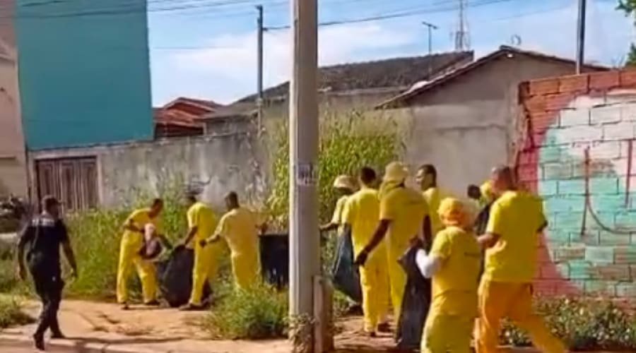 Grupo de 200 detentos trabalha na limpeza urbana de Goiânia