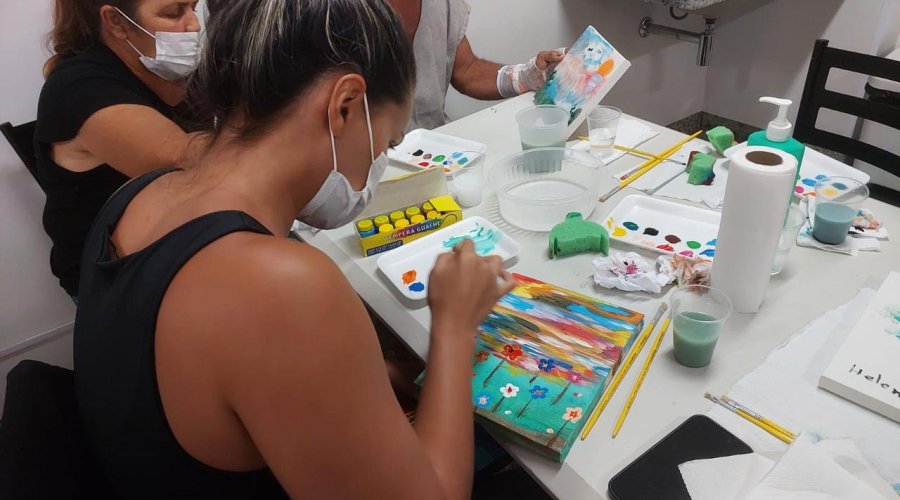 HMAP promove oficinas de arte para pacientes e acompanhantes