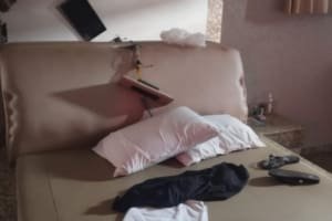 Homem é preso após depredar guarto de motel e agredir policial em Aparecida