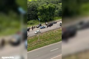 Homem que dirigia camionete roubada em SP morre em confronto com a Rotam
