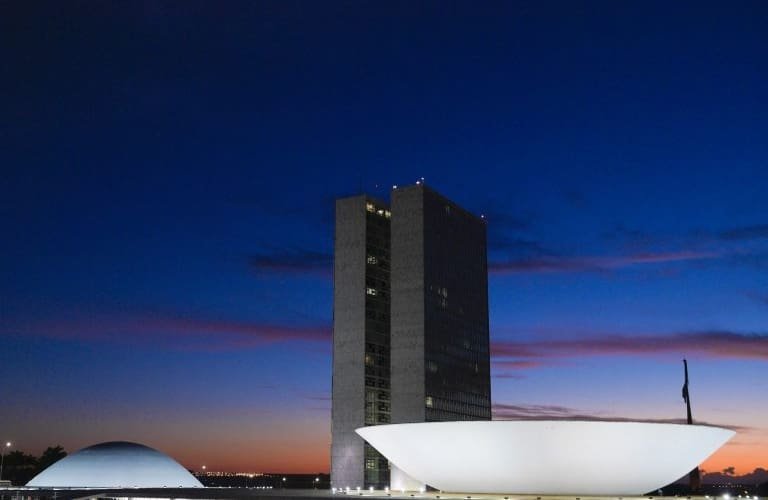 Câmara vai debater neste semestre se aumenta número de deputados ou redistribui vagas entre estados