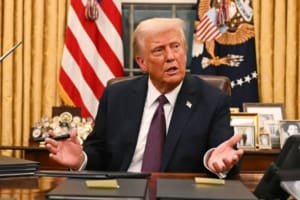 Justiça bloqueia ordem de Trump que restringe cidadania por nascimento nos EUA