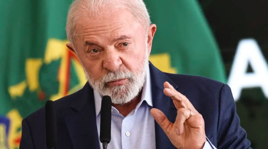Lula finaliza plano aos setores afetados por tarifaço de Trump