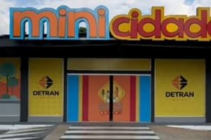 Mini Cidade do Detran ensina crianças sobre educação no trânsito