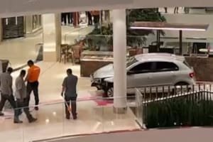 Motorista que invadiu shopping em Goiânia é liberado pela Justiça