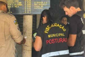 Nova etapa de fiscalização em recicladoras notifica quatro estabelecimentos por irregularidades em Aparecida