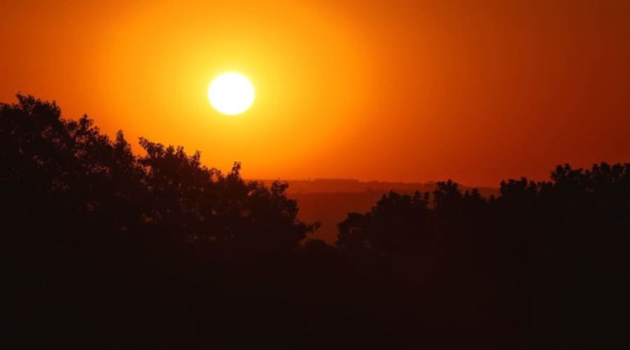 Nova onda de calor atinge Brasil com temperaturas até 7°C acima da média