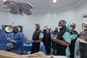 Paciente do HMAP passa por procedimento inédito na rede pública