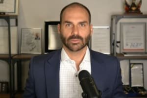 PF determina retorno imediato de Eduardo Bolsonaro a cargo de escrivão